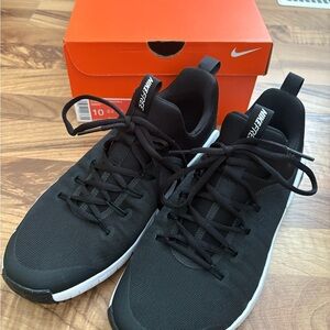 Nike Women’s Free Metcon NEW NEVER WORN